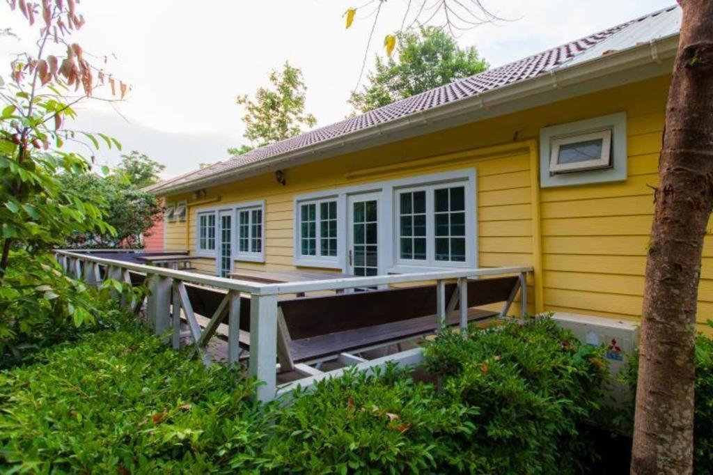 Varee Valley Resort And Restaurant Кхон Каен Екстериор снимка